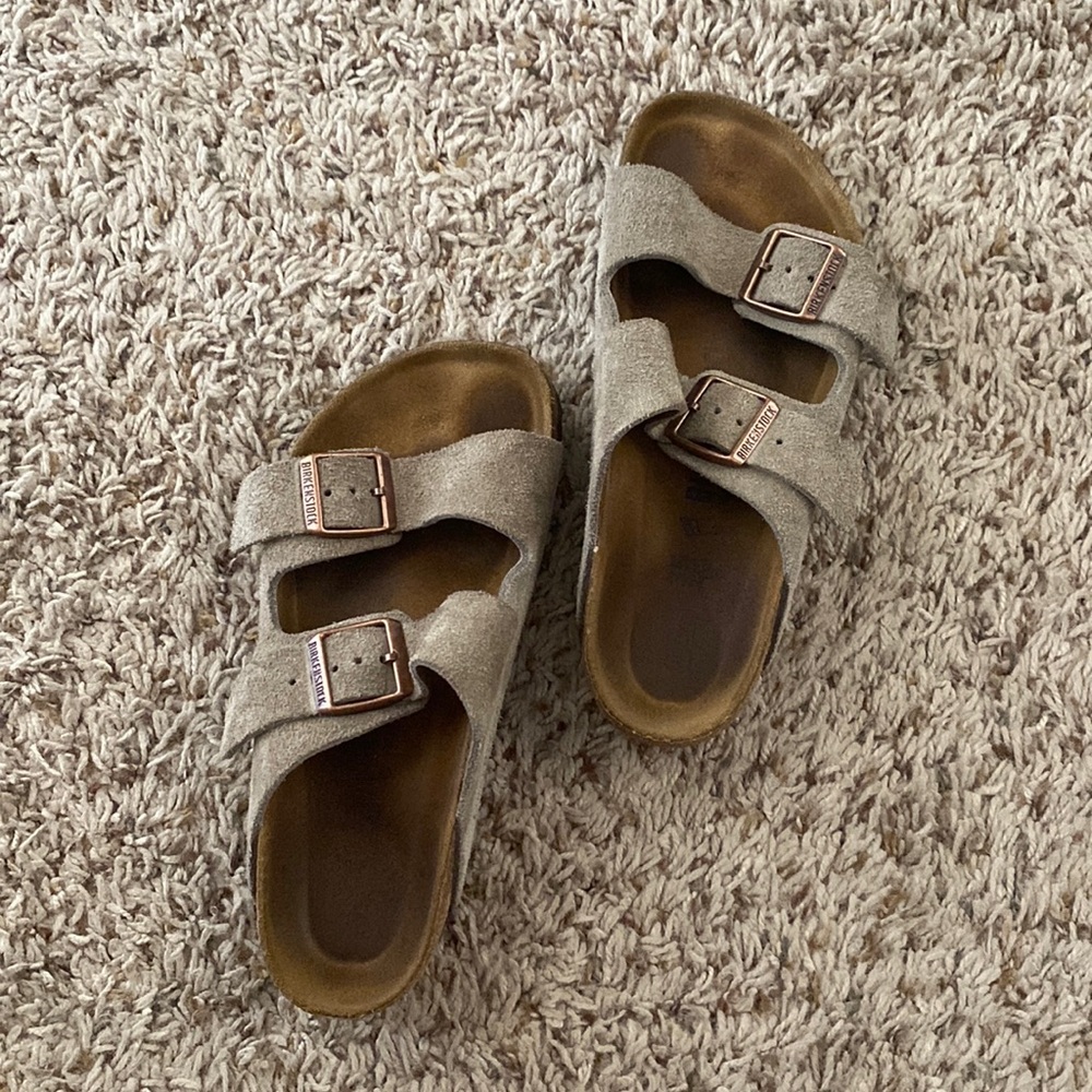 Birkenstock Arizonas, size 35 regular
